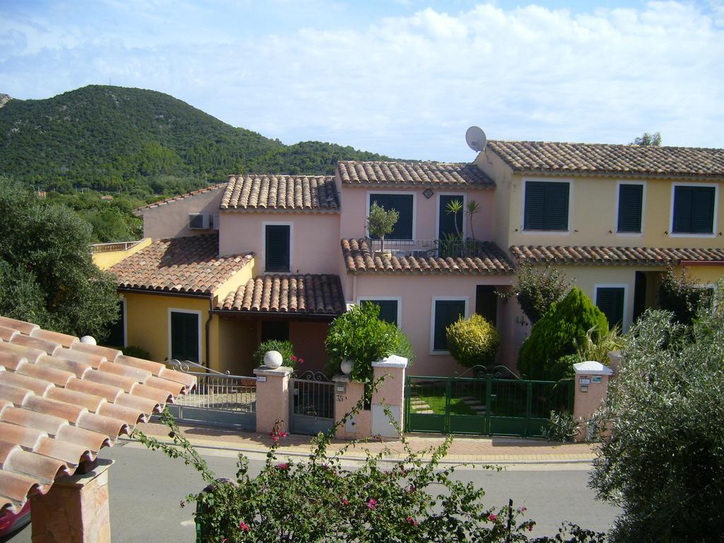 Apartamento Casa Di Rosa Chia Exterior foto